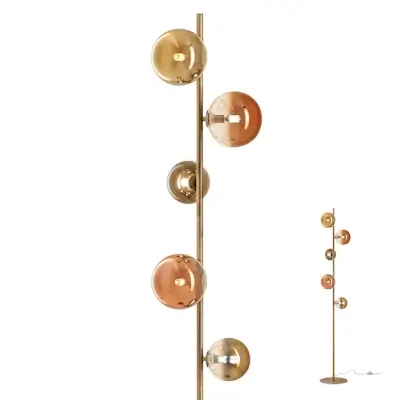 Lampada da terra con struttura moderna, ideale per salotti, angoli lettura o camere da letto